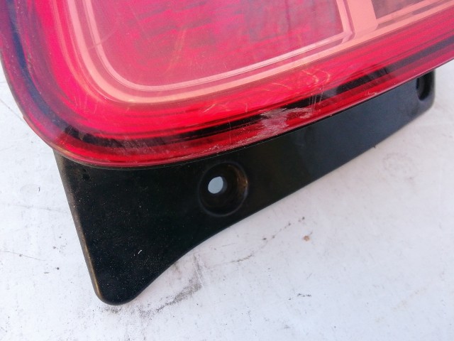 198381 Fiat Sedici, Suzuki SX4 bal hátsó lámpa 71742462