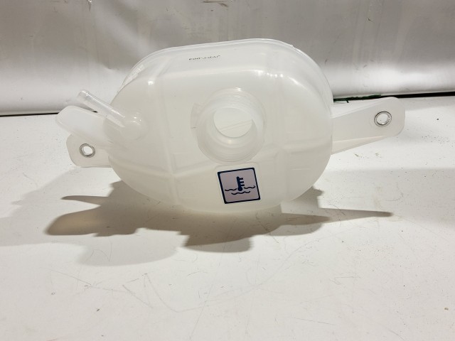 Fiat Fiorino, Qubo utángyártott új kiegyenlítőtartály 51780710