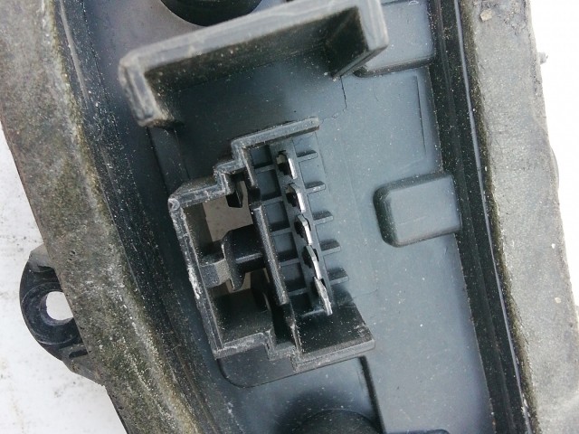 198358 Fiat Punto III. 2003-2010 3 ajtós jobb hátsó Izzó foglalat 51721478