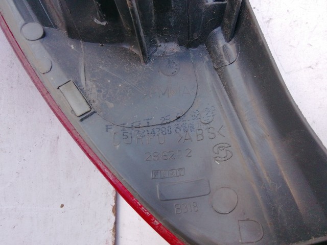 198359 Fiat Punto 2003-2010 3 ajtós, jobb hátsó lámpa izzófoglalat nélkűl!!!!!