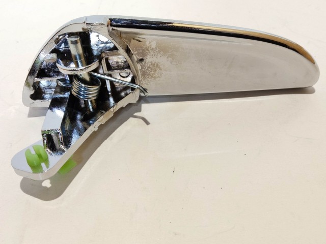 Lancia Ypsilon 2003-2011 utángyártott új, jobb első belső kilincs