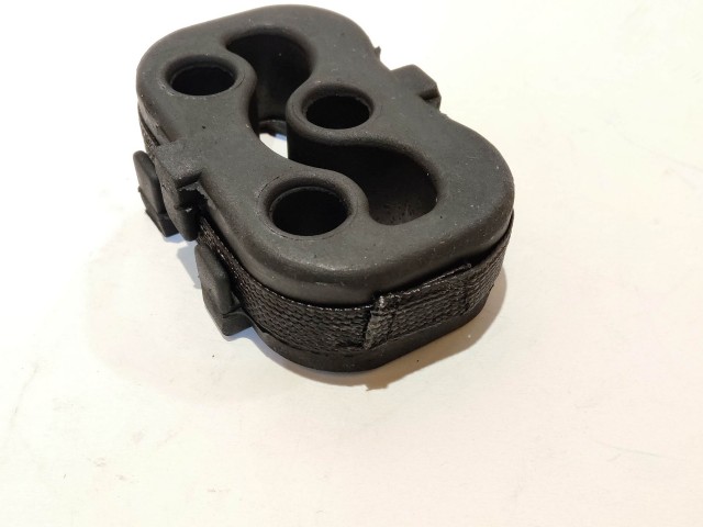 Alfa Romeo MiTo, Fiat Grande Punto utángyártott új kipufogó dob rögzítő gumi 55702862