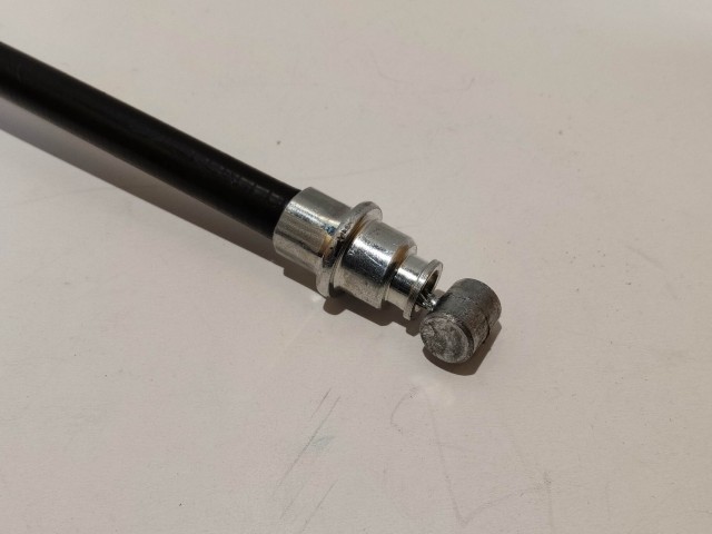 Alfa Romeo 159 utángyártott új, jobb oldali kézifék kötél 50505370