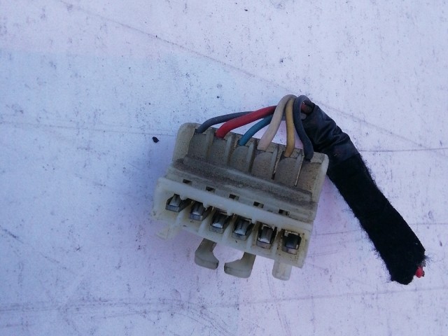 198331 Fiat Punto I. 1993-1999 hátsó lámpa elektromos csatlakozó 464010820