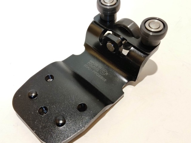 Citroen Jumpy, Peugeot Expert 2016-, Opel Vivaro 2019-, Toyota Proace 2016- utángyártott új tolóajtó görgő 