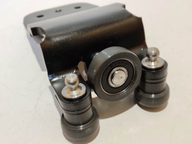 Citroen Jumpy, Peugeot Expert 2016-, Opel Vivaro 2019-, Toyota Proace 2016- utángyártott új tolóajtó görgő 