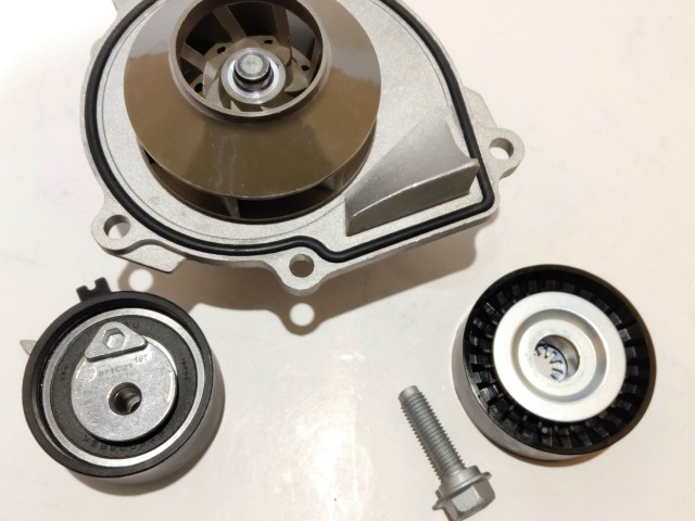 Vezérműszíj szett