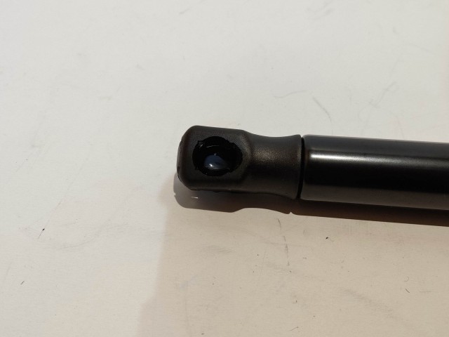 Fiat Stilo 5 ajtós utángyártott új csomagtérajtó teleszkóp 46784995