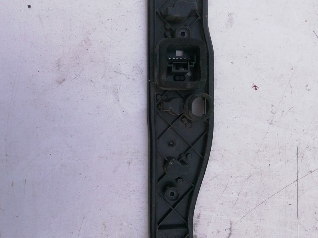 198326 Fiat Doblo 2005-2009  jobb hátsó Izzó foglalat 51755144