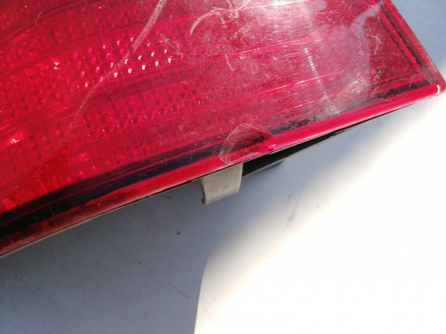 198573 Fiat Stilo kombi bal hátsó külső lámpa, izzófoglalat nélkül!! a képen látható sérüléssel