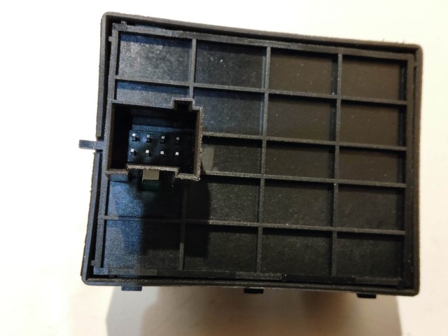 Fiat Ducato 2006-2011 Ablakemelő kapcsoló  Utángyártott új bal első