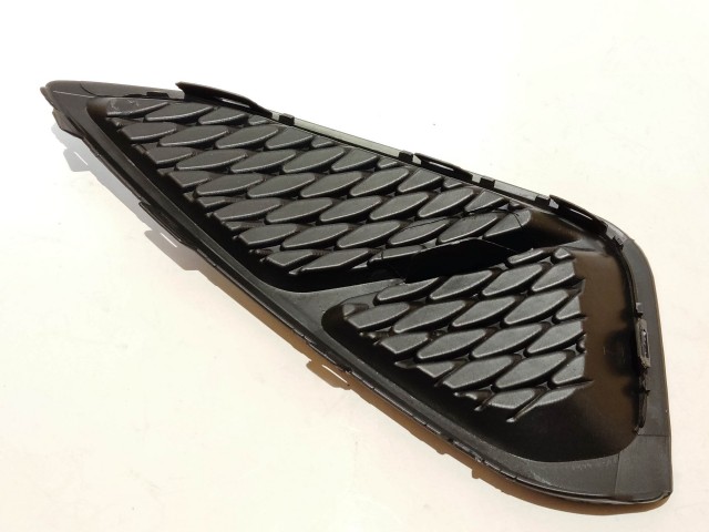 Ford Fiesta 2017- utángyártott új, bal első nem ködlámpás díszrács