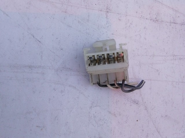 198566 Fiat Stilo 2001-2007 hátsó lámpa elektromos csatlakozó 46758986
