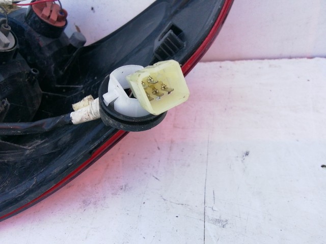 198547 Fiat Sedici, Suzuki SX4 bal hátsó lámpa 71742462