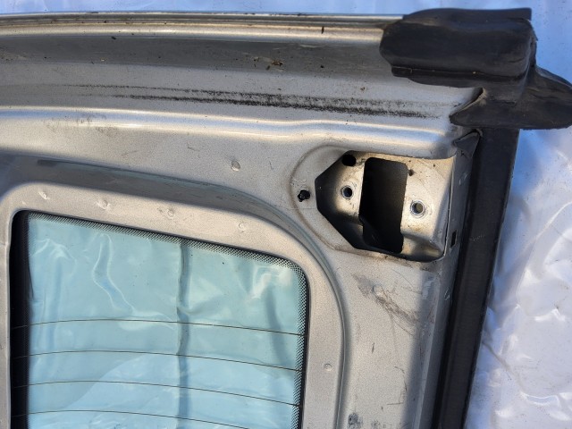 198641 Fiat Doblo 2000-2009 Jobb hátsó üveges raktérajtó, a képen látható sérüléssel