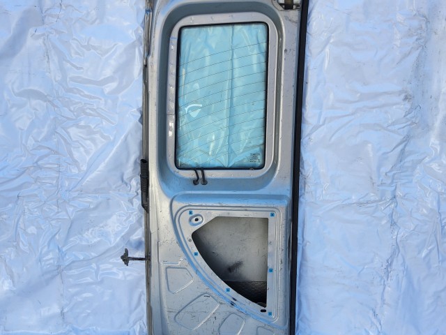 198641 Fiat Doblo 2000-2009 Jobb hátsó üveges raktérajtó, a képen látható sérüléssel
