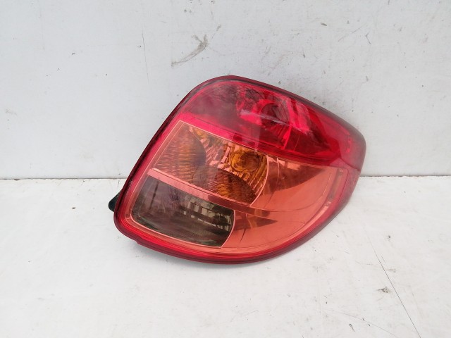 198544 Fiat Sedici, Suzuki SX4 jobb hátsó lámpa, a képen látható sérüléssel 71742458