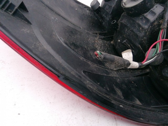 198544 Fiat Sedici, Suzuki SX4 jobb hátsó lámpa, a képen látható sérüléssel 71742458