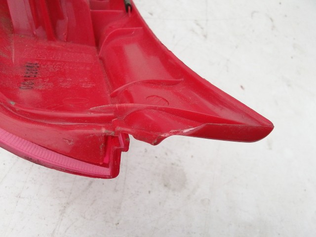 198508 Fiat Punto II. 1999-2003 5 ajtós jobb hátsó piros szélű lámpa 468178030