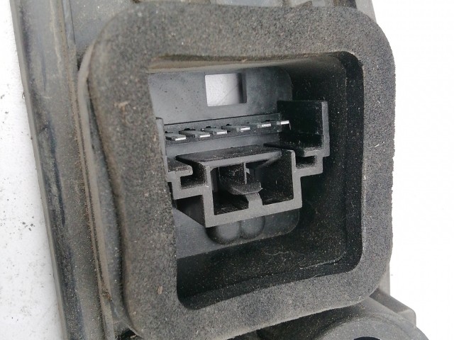 198501 Fiat Doblo 2005-2009 jobb hátsó Izzó foglalat 51755144