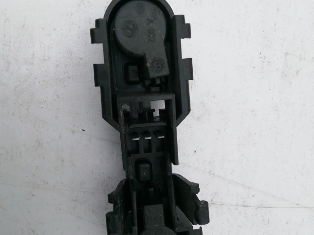 198496 Alfa Romeo 159 2005-2011 bal hátsó belső lámpa Izzó foglalat 50504822