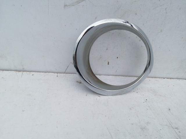 198491 Alfa Romeo MiTo 2008-2018 króm, jobb hátsó lámpa keret a képen látható állapotban!!!
