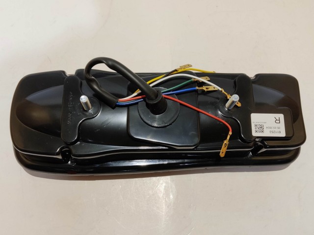 Fiat Ducato 2006- utángyártott új jobb hátsó lámpa platós kivitelhez 