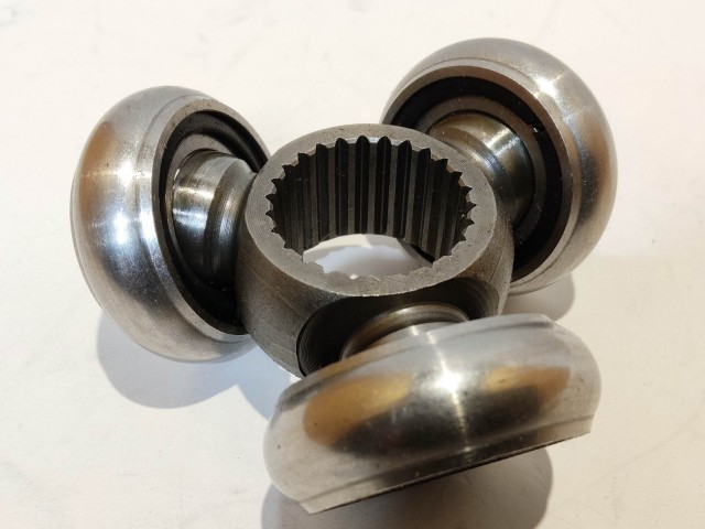 Alfa Romeo, Fiat, Lancia utángyártott új, féltengely csillag 46308126