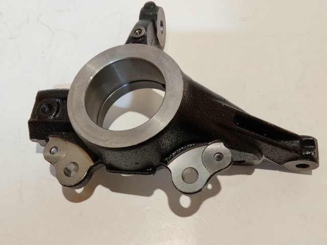 Fiat Tipo 2015- utángyártott új, jobb első csonkállvány 