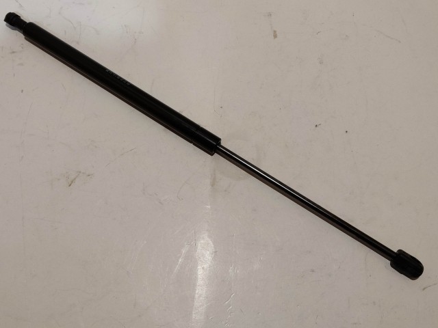 Fiat Multipla utángyártott új csomagtérajtó teleszkóp 