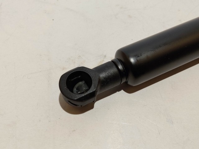 Fiat Multipla utángyártott új csomagtérajtó teleszkóp 