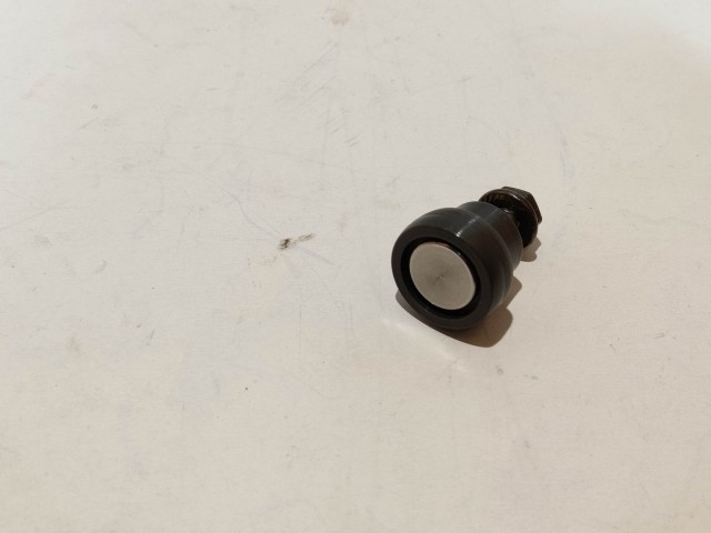 Fiat Scudo, Citroen Jumpy, Peugeot Expert utángyártott új jobb oldali tolóajtó felső görgő javító készlet