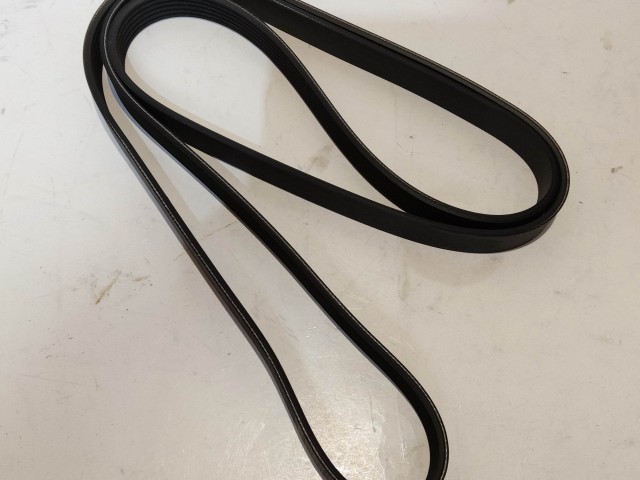 Alfa Romeo, Fiat, Lancia új generátor meghajtó lapos szíj 1836 mm hosszú 