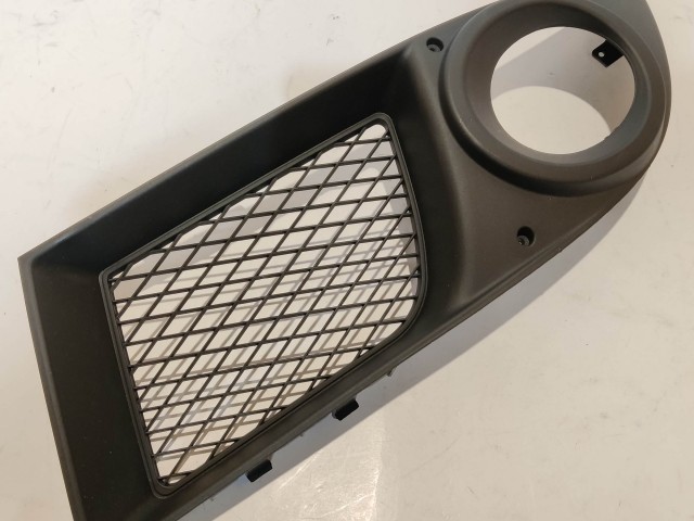 Fiat Doblo II. 2005-2009 utángyártott új,  bal oldali ködlámpa keret