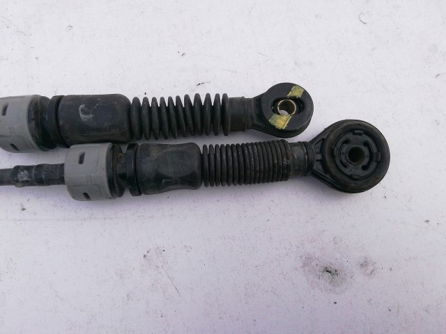 198464 Kia Rio 2011-2017 1,1 benzin Váltóbovden pár  1W100-1G29