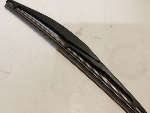 Citroen C4 Aircross új hátsó ablaktörlő lapát 250 mm hosszú