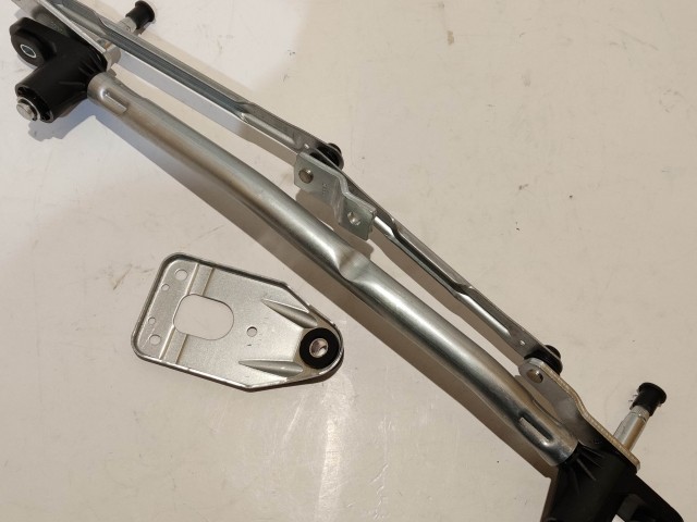 Fiat Doblo 2009-2022 utángyártott új első ablaktörlő mechanika 51810592