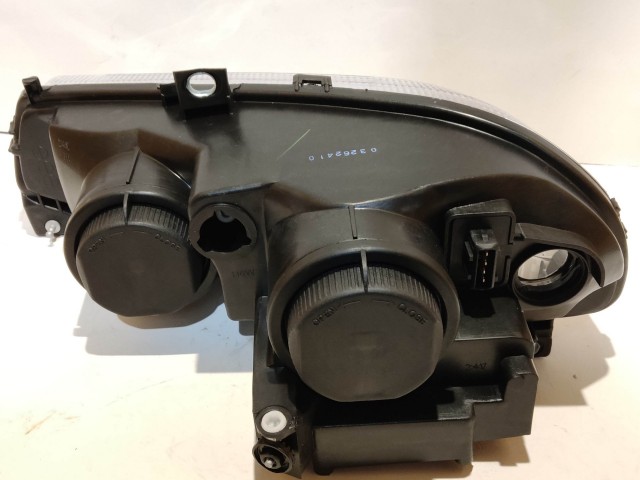 Alfa Romeo 156 1997-2003 utángyártott új, jobb első fényszóró