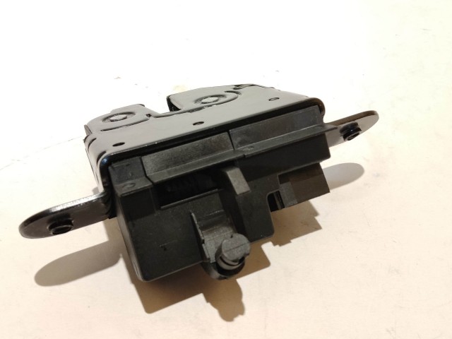 Fiat Doblo III.-IV.  utángyártott új felnyíló csomagtérajtó zár