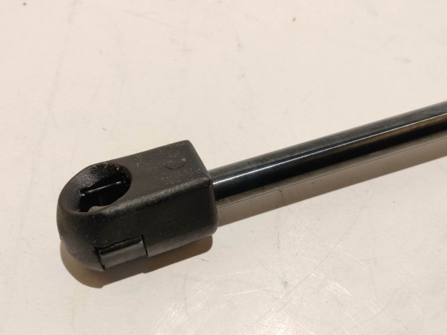 Alfa Romeo 159, Brera, Spider utángyártott új motorháztető teleszkóp 