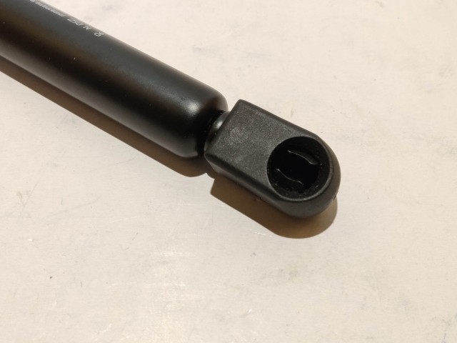 Alfa Romeo 159, Brera, Spider utángyártott új motorháztető teleszkóp 