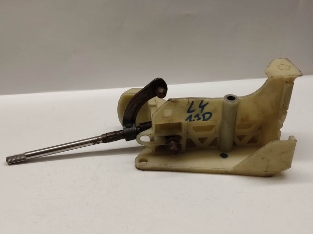 Lancia Ypsilon II. 1,3 Jtd váltókulissza