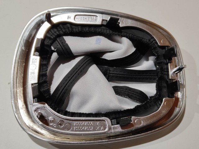 Fiat 500L gyári új váltószoknya 735576477