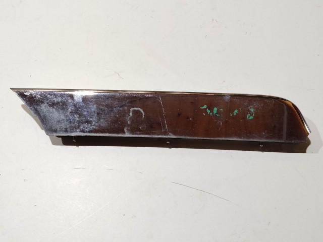 199028 Alfa Romeo 159 2005-2011 bal első felső díszcsík, mindhárom rögzítőpöcök töréssel!