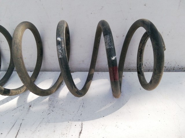 Kia Rio 2011-2017 Fehér Piros Fehér színjelölésű hátsó rugó 