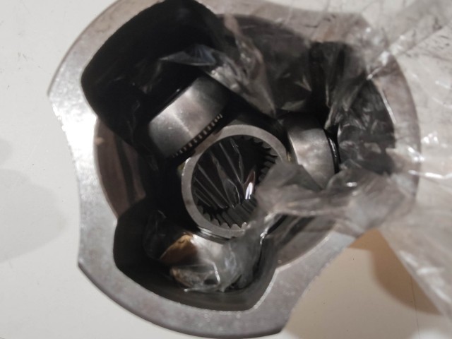 Lancia Delta 1,9 16v Twin Turbo, 1750 16v Tbi utángyártott új bal féltengely belső kehely készlet