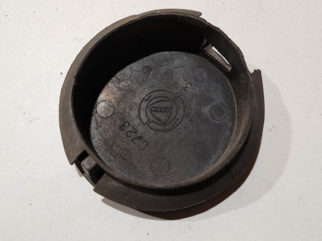 199057 Alfa Romeo 159 2005-2011 első vonószem takaró, pezsgőmetál színű 71777594