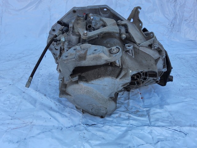 199179 Alfa Romeo 159 3,2 V6 24v 4x4 6 sebességes váltó