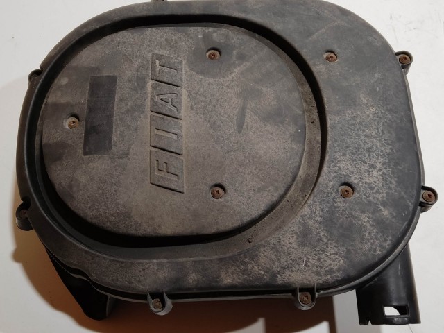 199079 Fiat Punto II.-III. 1,2 8v benzin légszűrőház, a képen látható sérüléssel