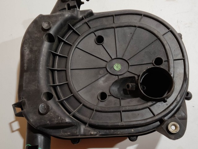 199079 Fiat Punto II.-III. 1,2 8v benzin légszűrőház, a képen látható sérüléssel